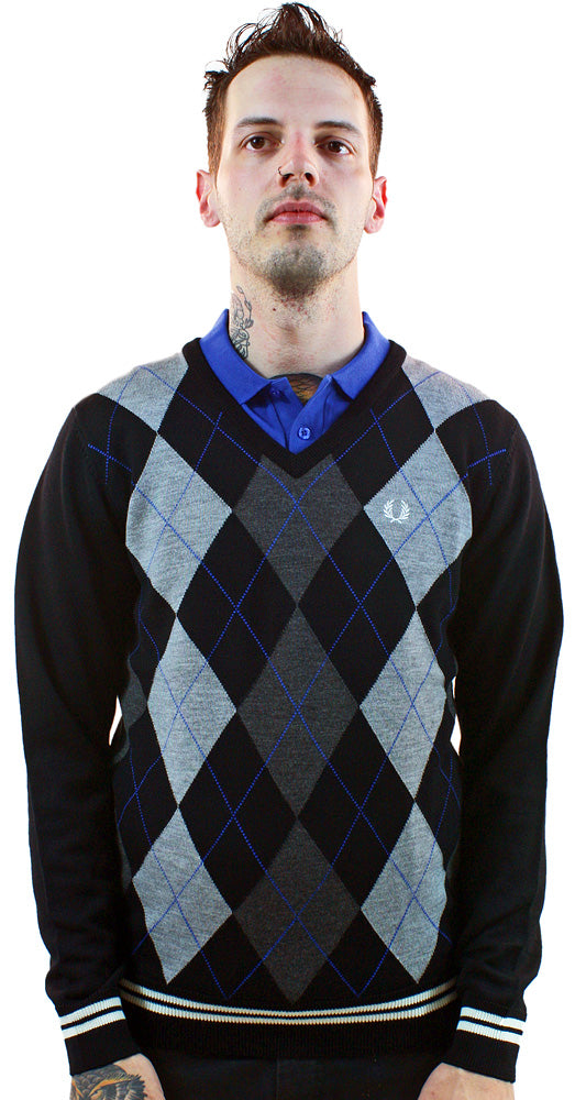 FRED PERRY ARGYLE SWEATER