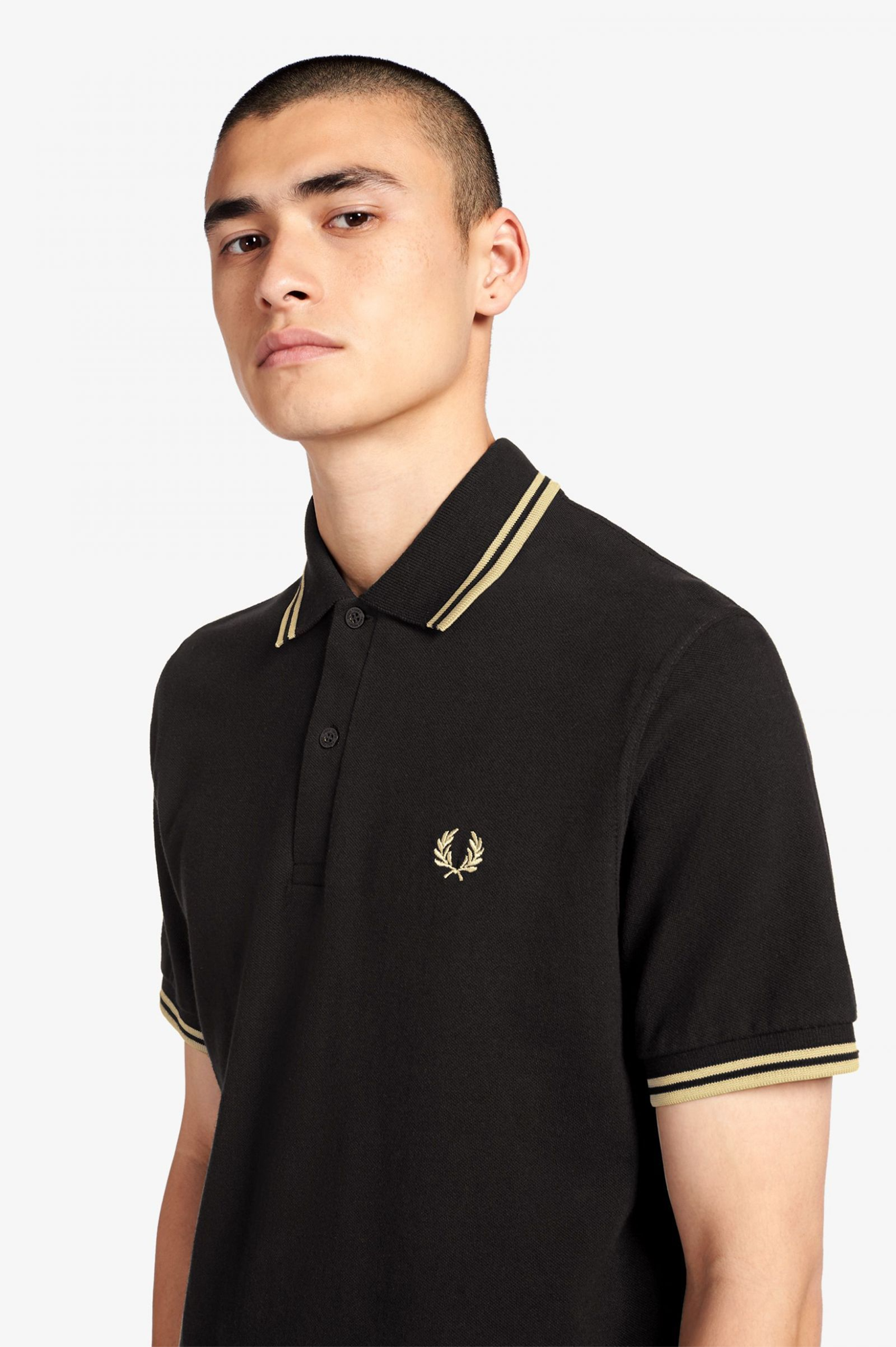 FRED PERRY TWIN TIPPED SHIRT BLK/CHAMPAGNE