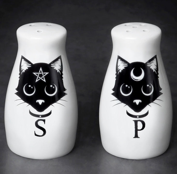 ALCHEMY OF ENGLAND BLACK CATS SALT AND PEPPER SHAKERS