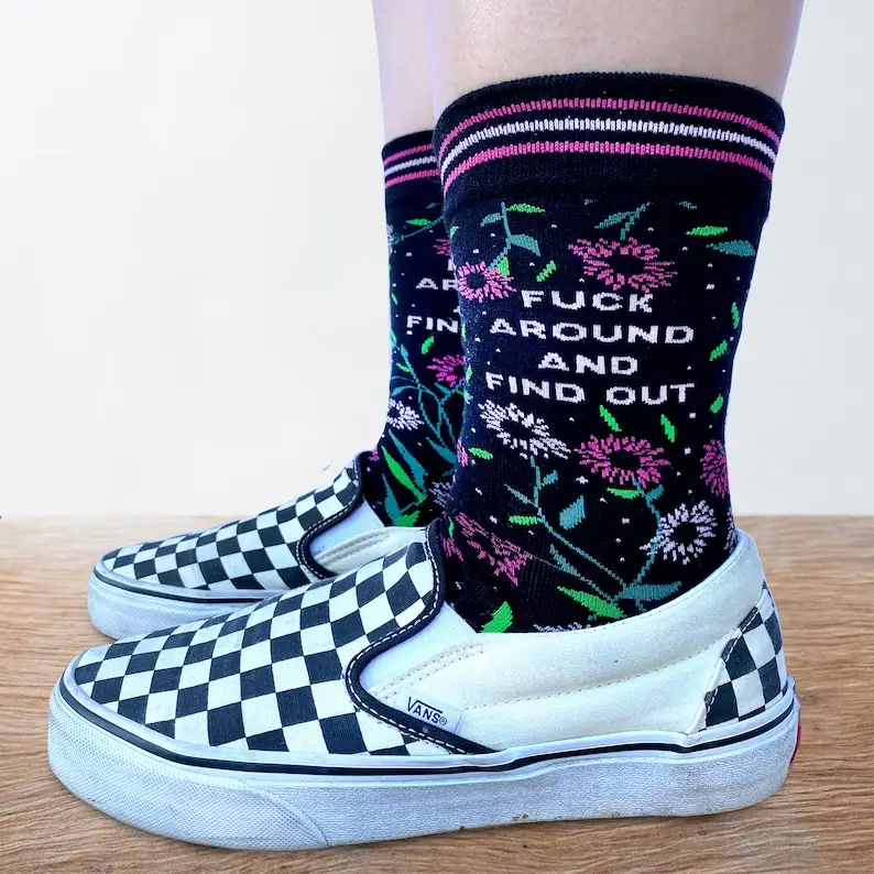 GROOVY THINGS CO FUCK AROUND AND FIND OUT CREW SOCKS