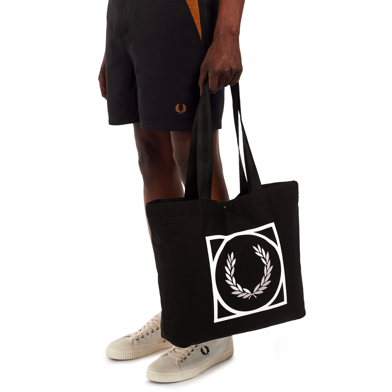 FRED PERRY LOGO GRAPHIC PRINT TOTE